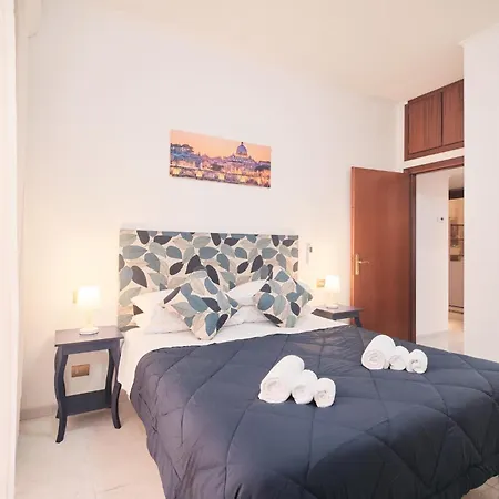 Parcheggio Gratuito, Wi-fi -netflix & Ac דירה רומא